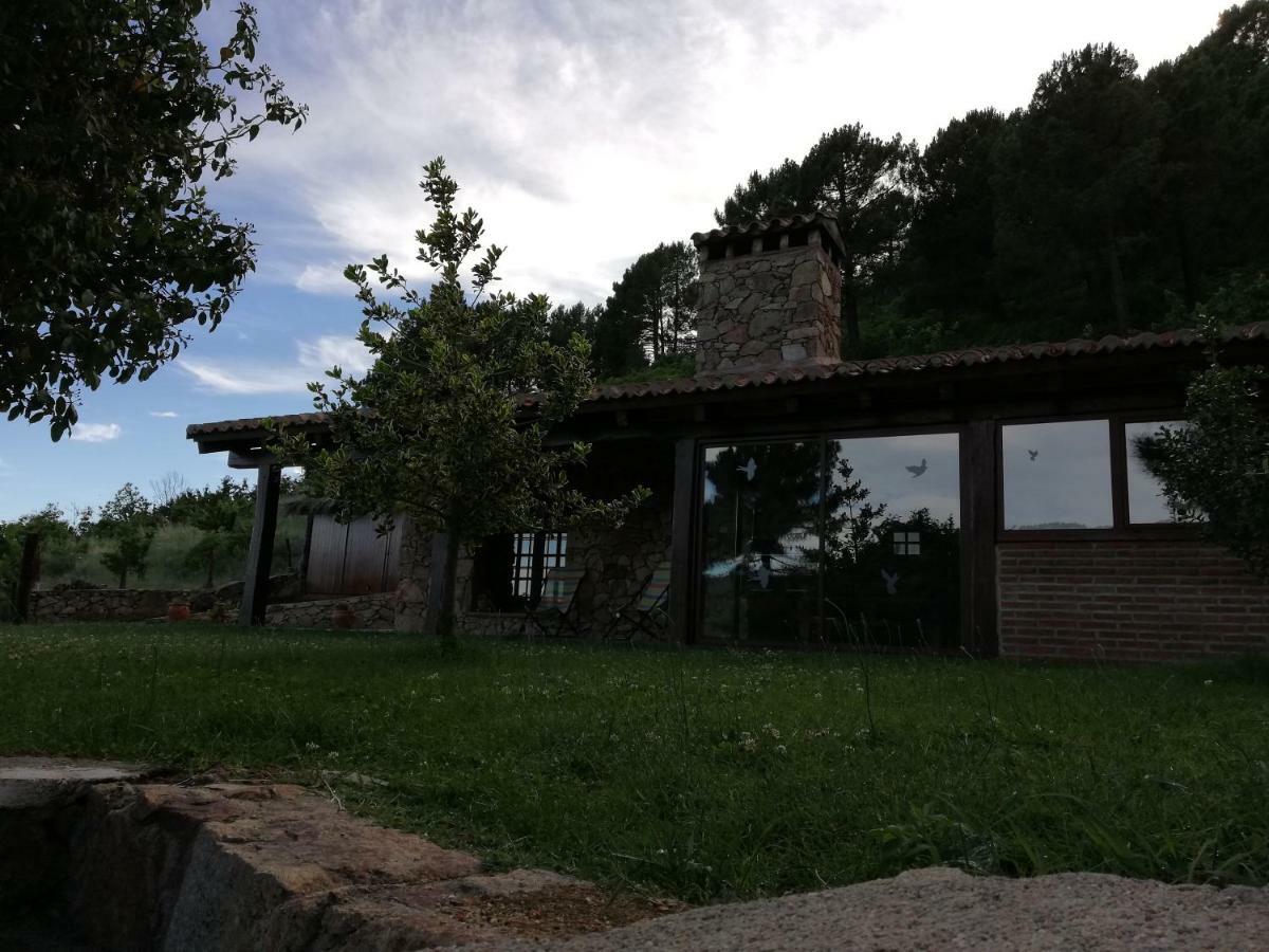 Casa Rural Refugio Los Perdigones El Arenal (Castile and Leon) Exterior foto